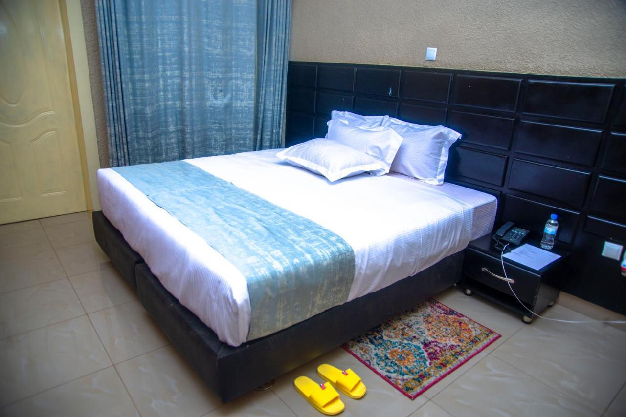 Quality Inn Hotel Kigali Eksteriør bilde