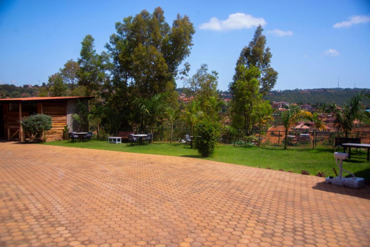 Quality Inn Hotel Kigali Eksteriør bilde