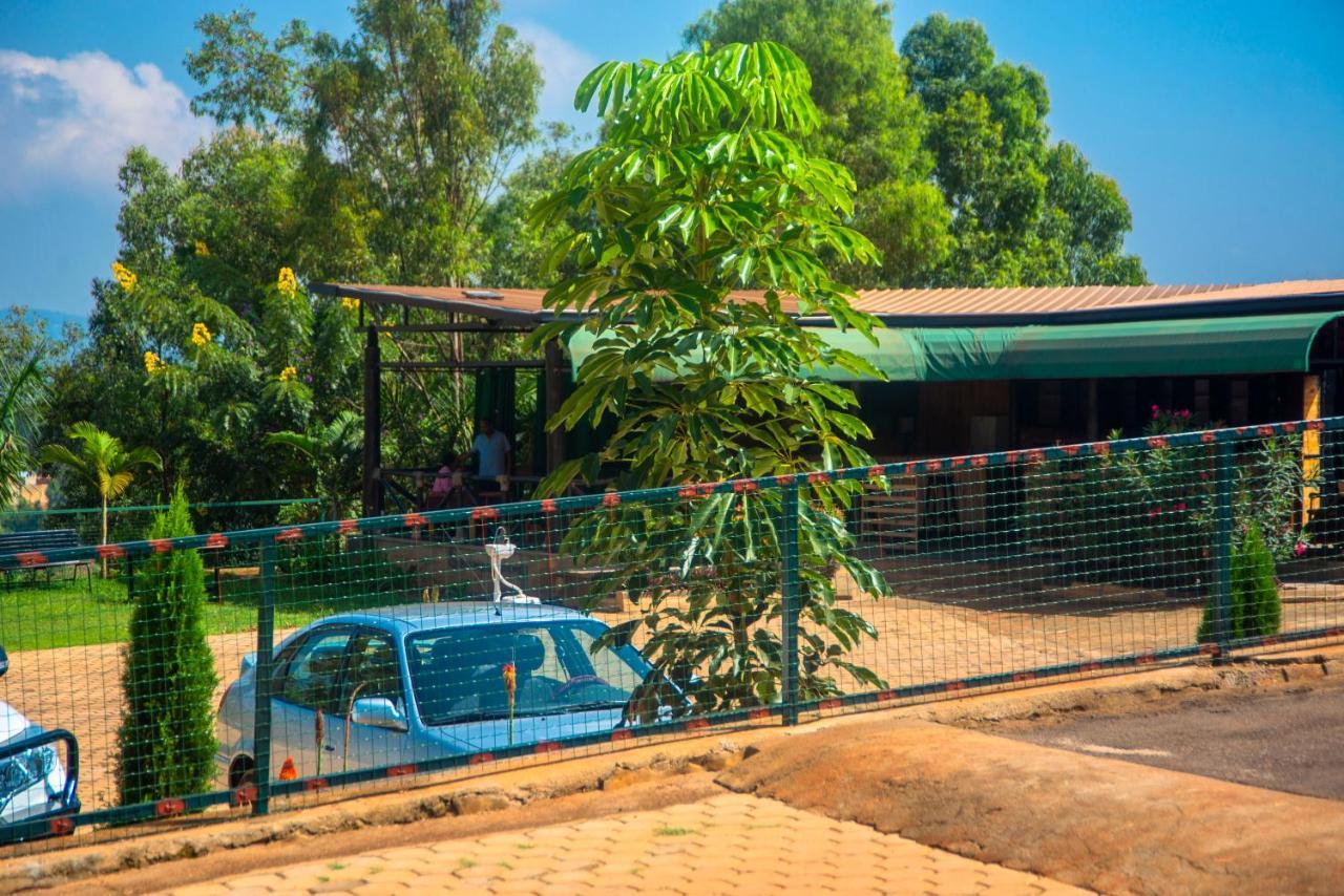 Quality Inn Hotel Kigali Eksteriør bilde